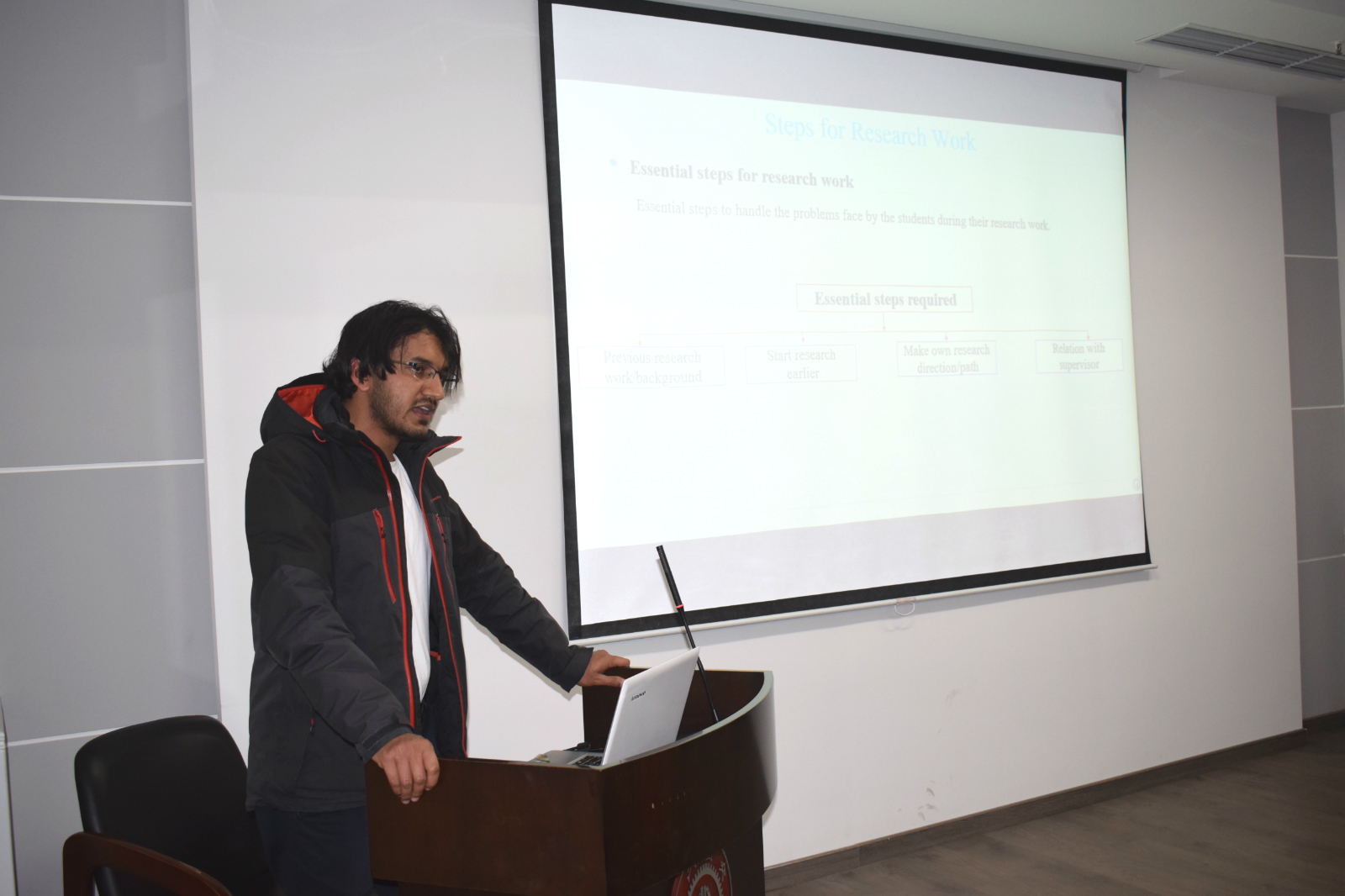 1582551861893937.jpg 1582551861893937.jpg