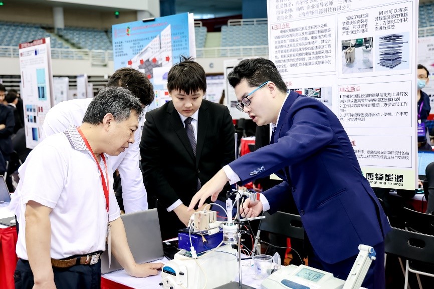 1733727318596415.jpg 20210531181937.jpg