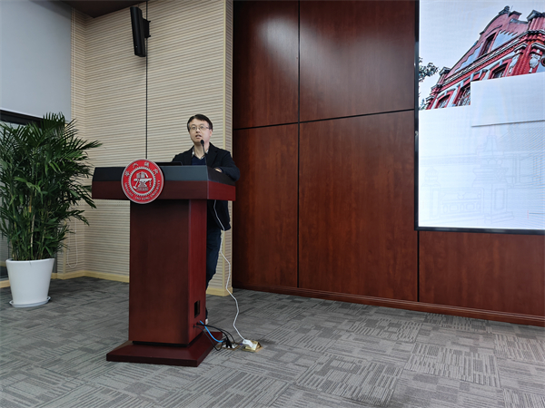 1678754168431657.jpg 图2 杜老师开场.jpg