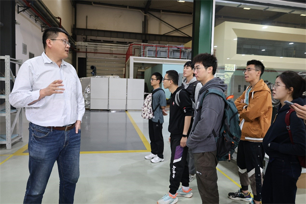 1683891426234159.jpg 4-航发讲解.jpg