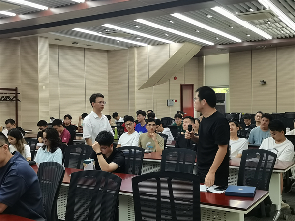 1695734208688006.jpg 图2+现场交流.jpg