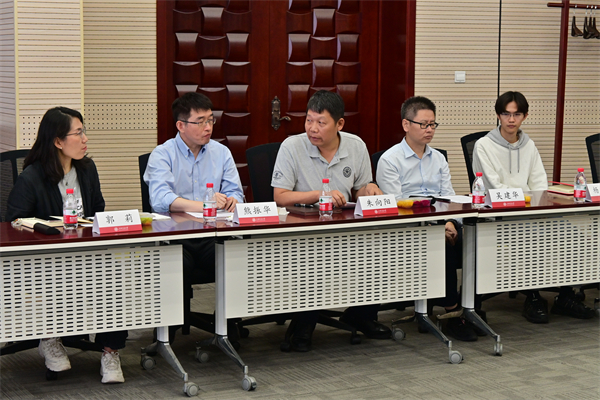 1698232015392012.jpg 图9 师生交流.jpg