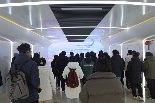 1703679594667759.jpg 4.展览馆参观图.jpg