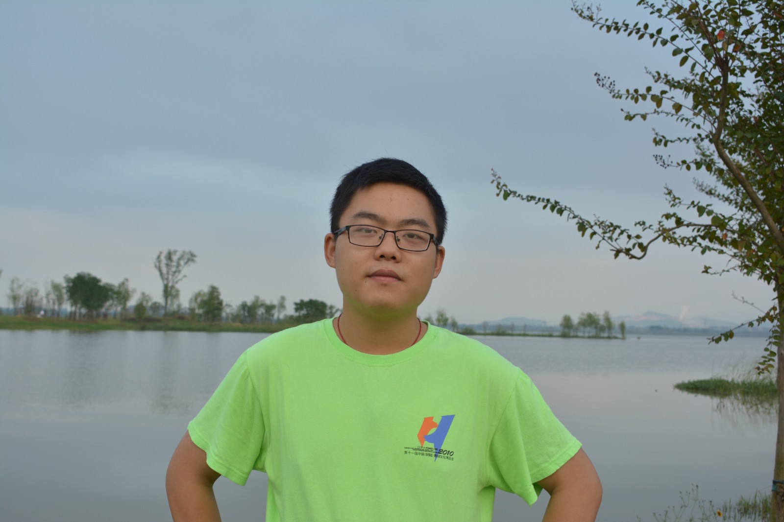 1711284133225202.jpg 王哲敏-生活照.jpg