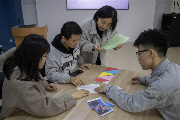 1711808527260926.jpg 图5 七巧板1.jpg