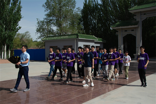 1723117145854288.jpg _DSC0147-已增强-NR(1).jpg