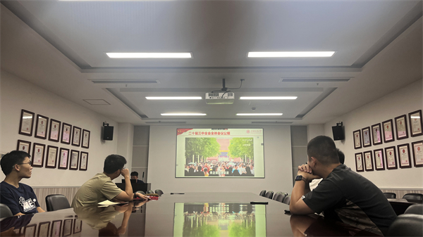 1723898267265099.jpg 图1+全体照.jpg