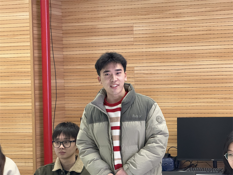 1737280367757226.jpg 图4 唐锚做转正个人陈述.jpg